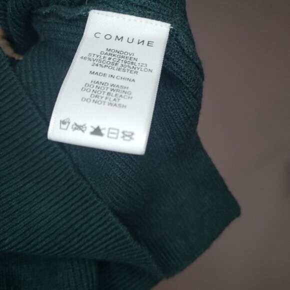 NWT Comune V-neck Ribbed Sweater - Picture 8 of 8